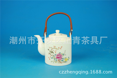 牡丹花鳥(niǎo)提梁陶瓷茶壺 經(jīng)典工藝與實(shí)用美學(xué)的完美結(jié)合